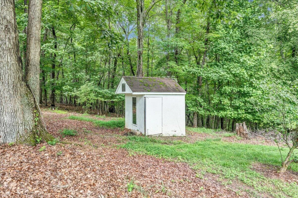 1075 Lovely Valley RD - Photo 49