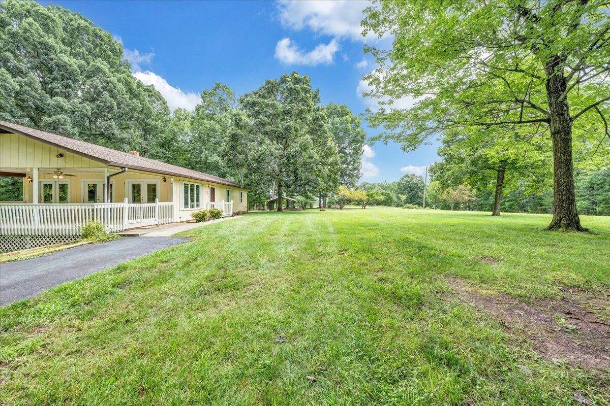 1075 Lovely Valley RD - Photo 51