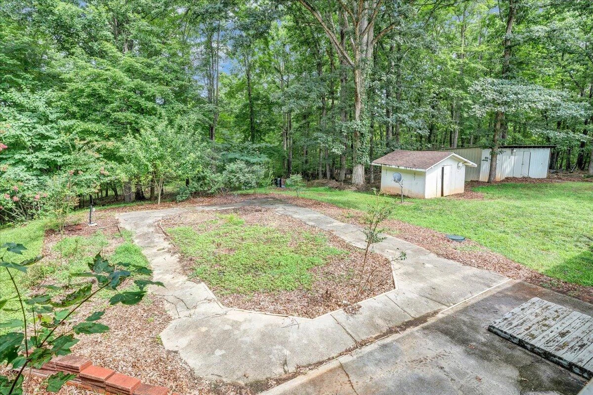 1075 Lovely Valley RD - Photo 52