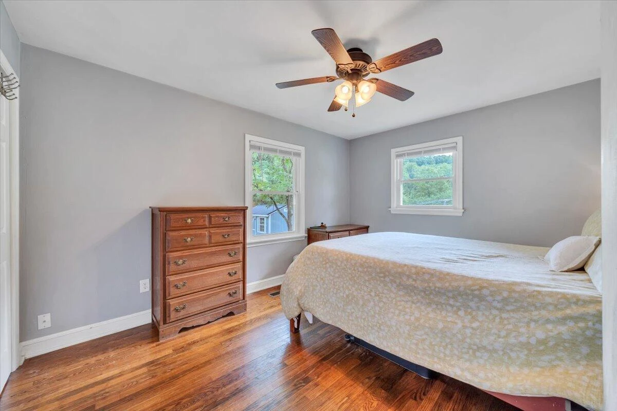 4129 ALLEGHANY DR - Photo 15