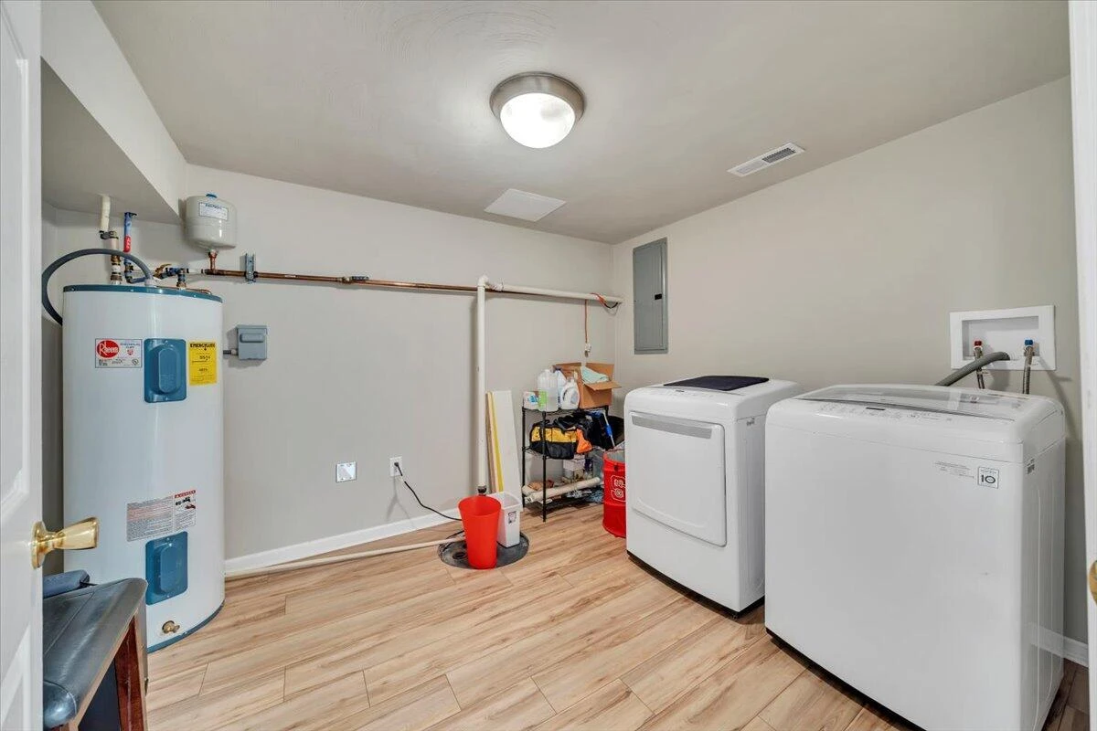 4129 ALLEGHANY DR - Photo 24