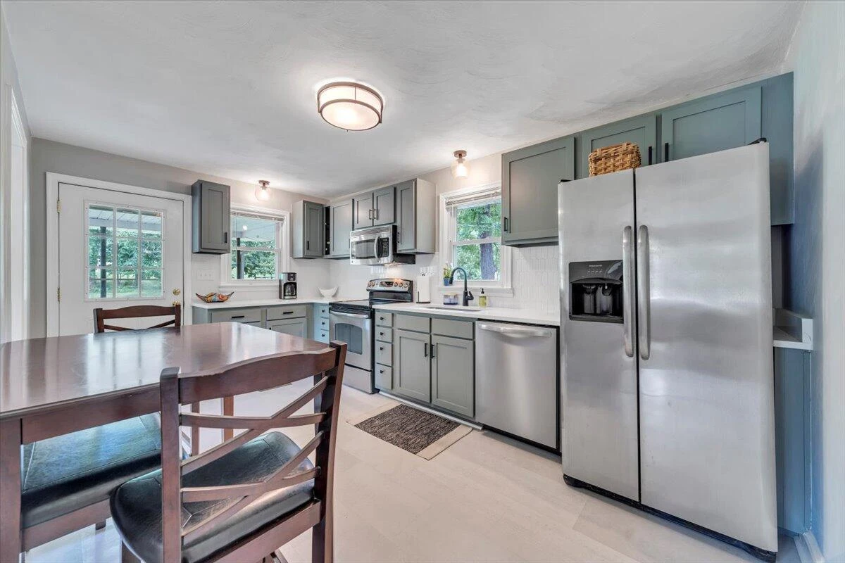 4129 ALLEGHANY DR - Photo 8