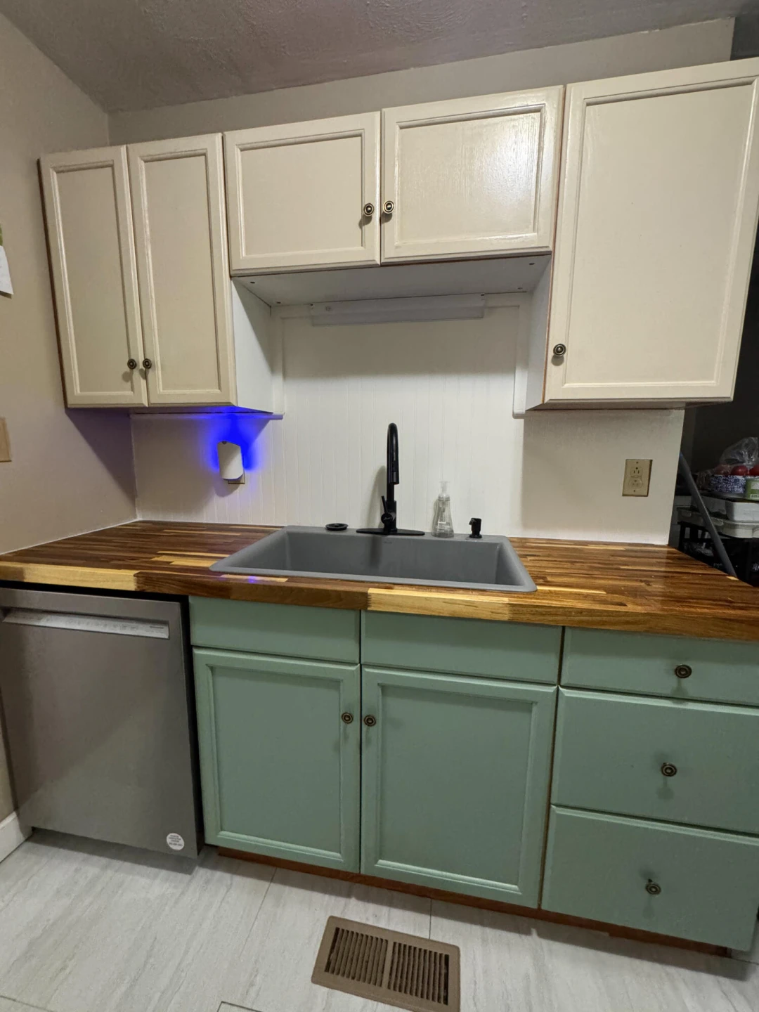1203 Bruno DR - Photo 2