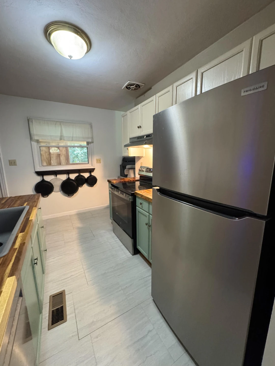 1203 Bruno DR - Photo 5