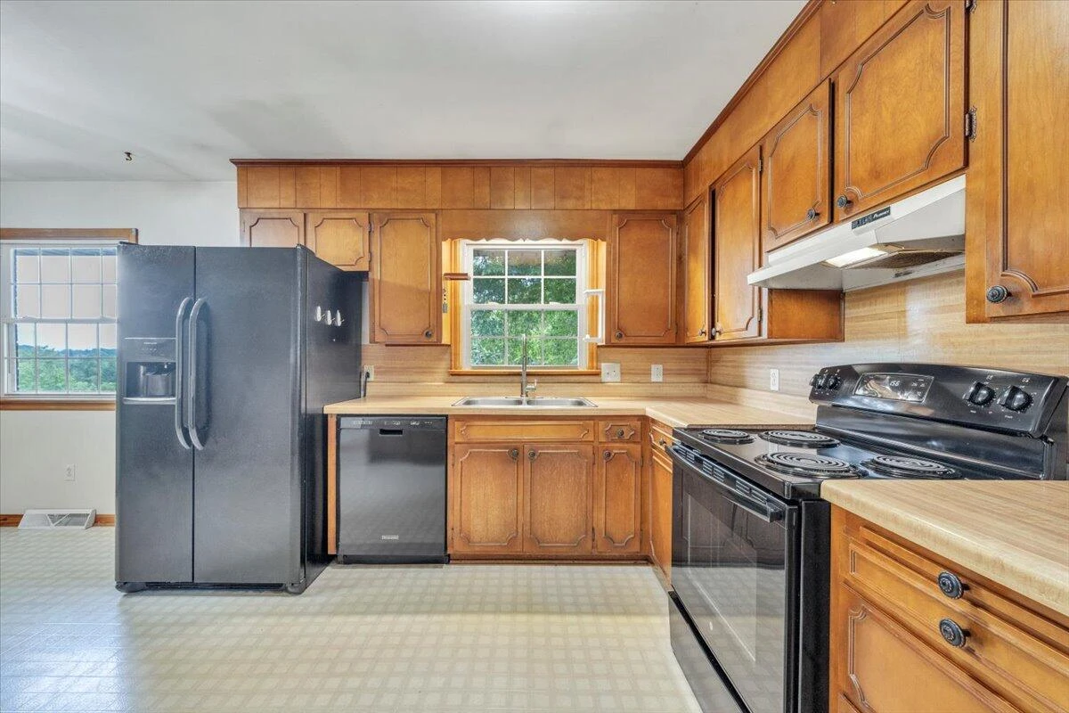 4774 Northwood DR - Photo 11