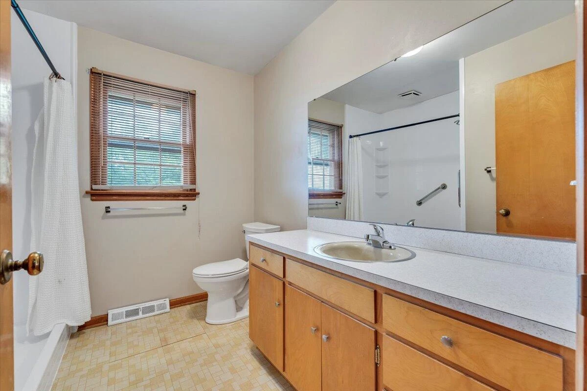4774 Northwood DR - Photo 15