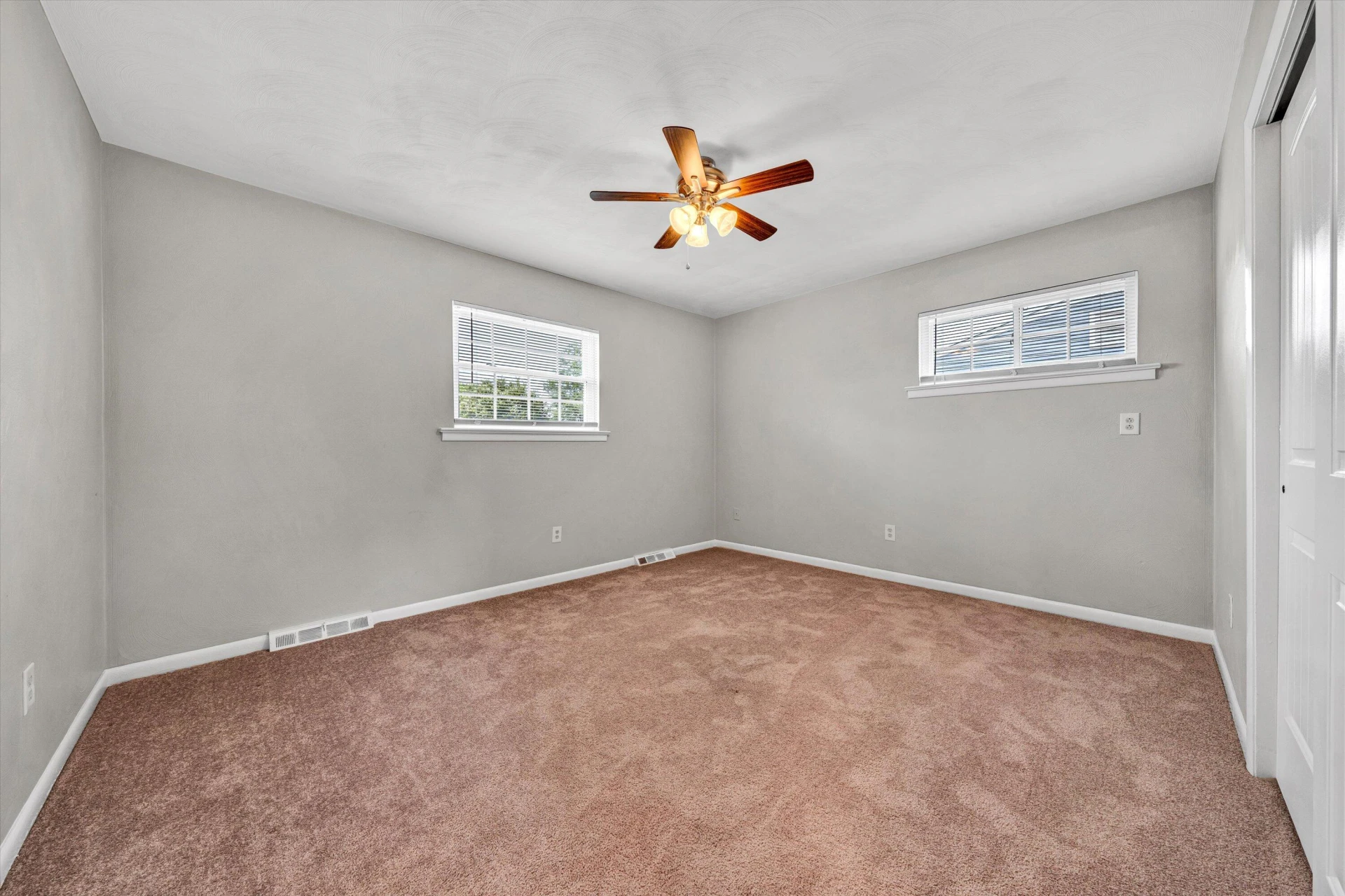4332 Cordell DR - Photo 21