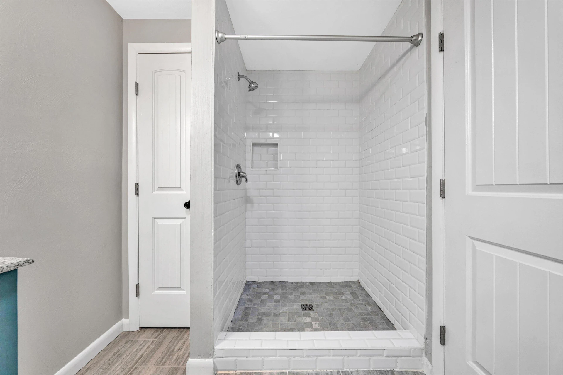 4332 Cordell DR - Photo 39
