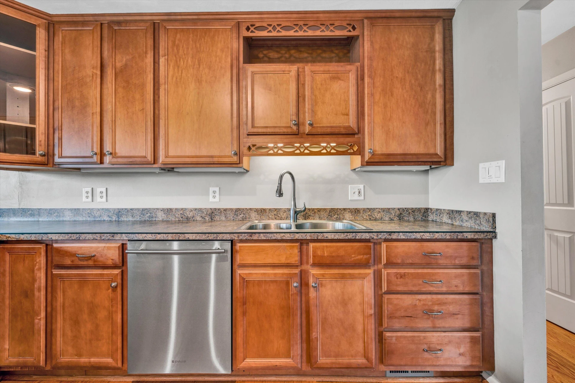 4332 Cordell DR - Photo 10