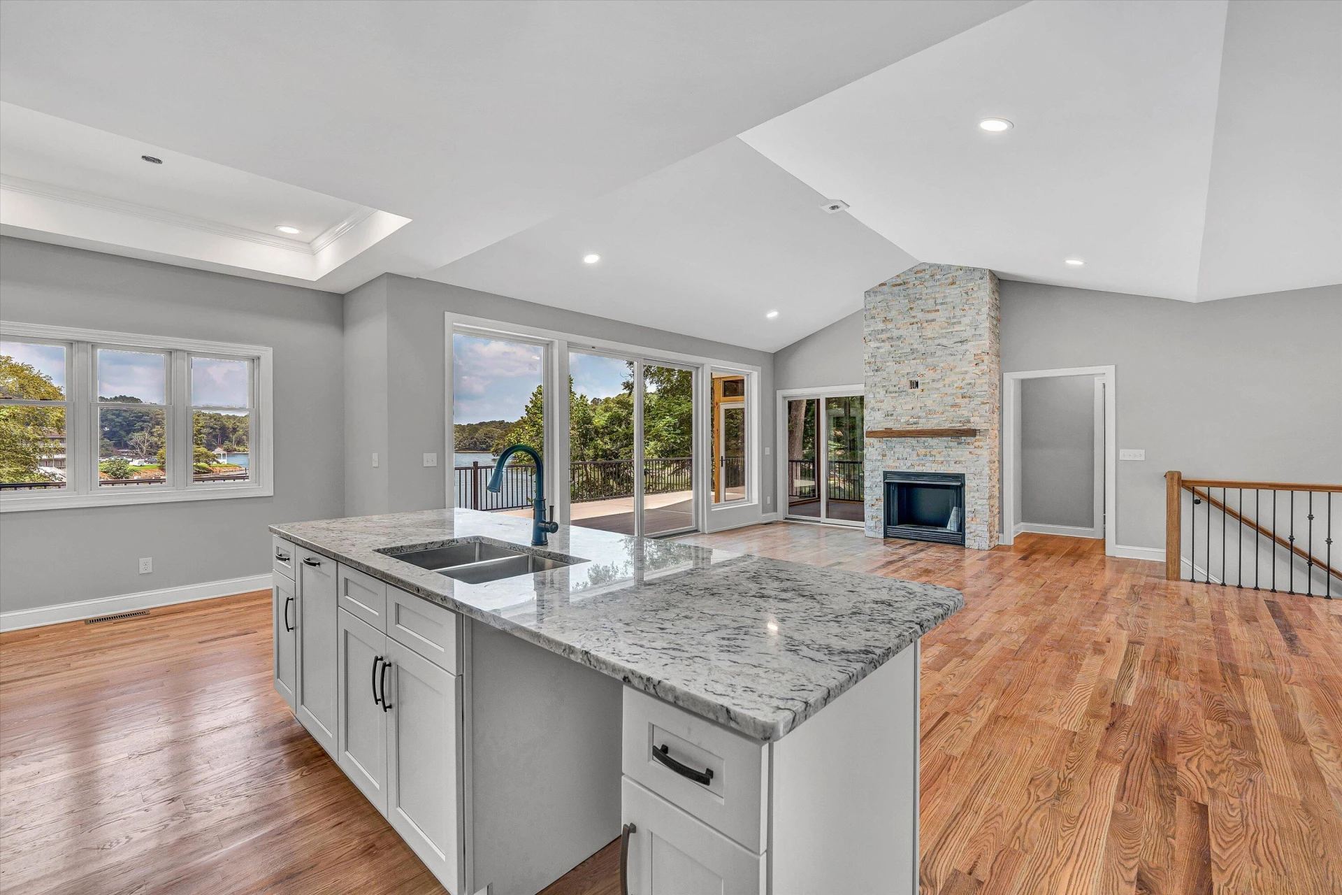 341 Chestnut Pointe DR - Photo 15