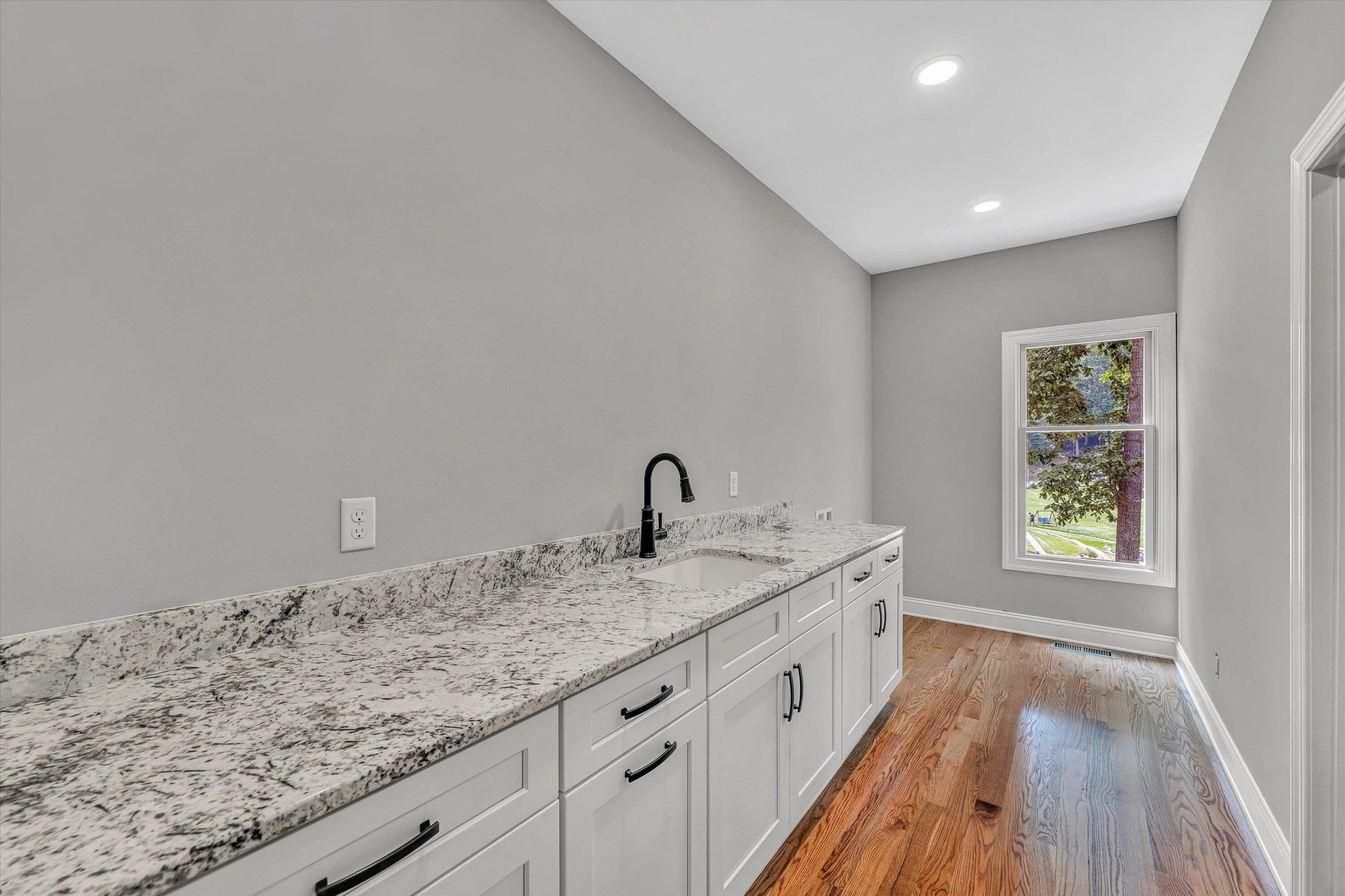 341 Chestnut Pointe DR - Photo 23