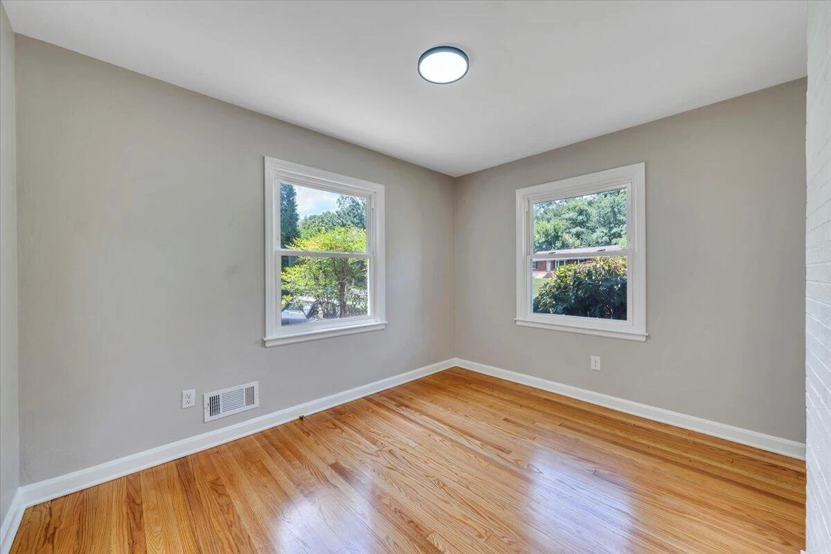 4508 Summit DR - Photo 11