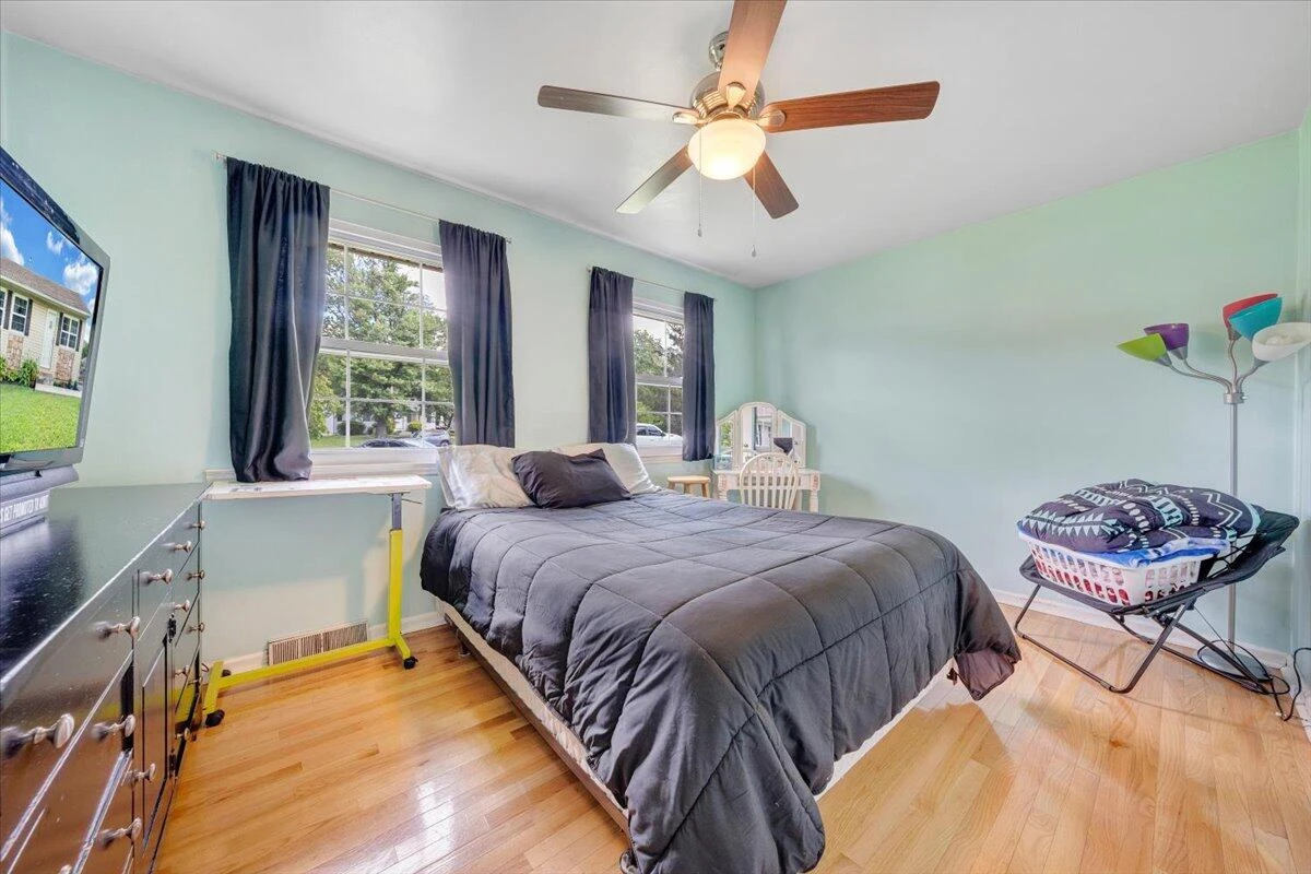 8575 Brubaker DR - Photo 19