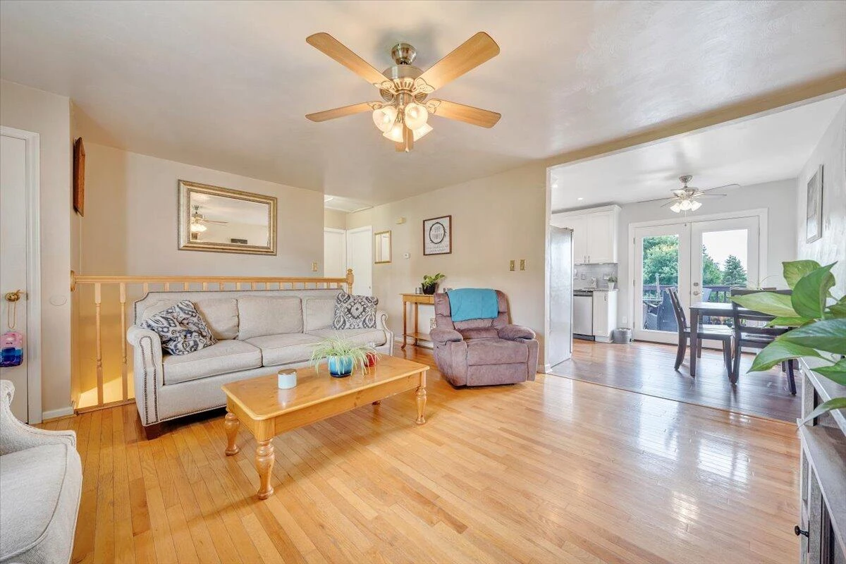 8575 Brubaker DR - Photo 3
