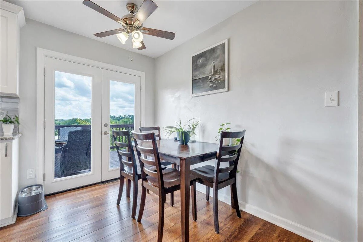 8575 Brubaker DR - Photo 6