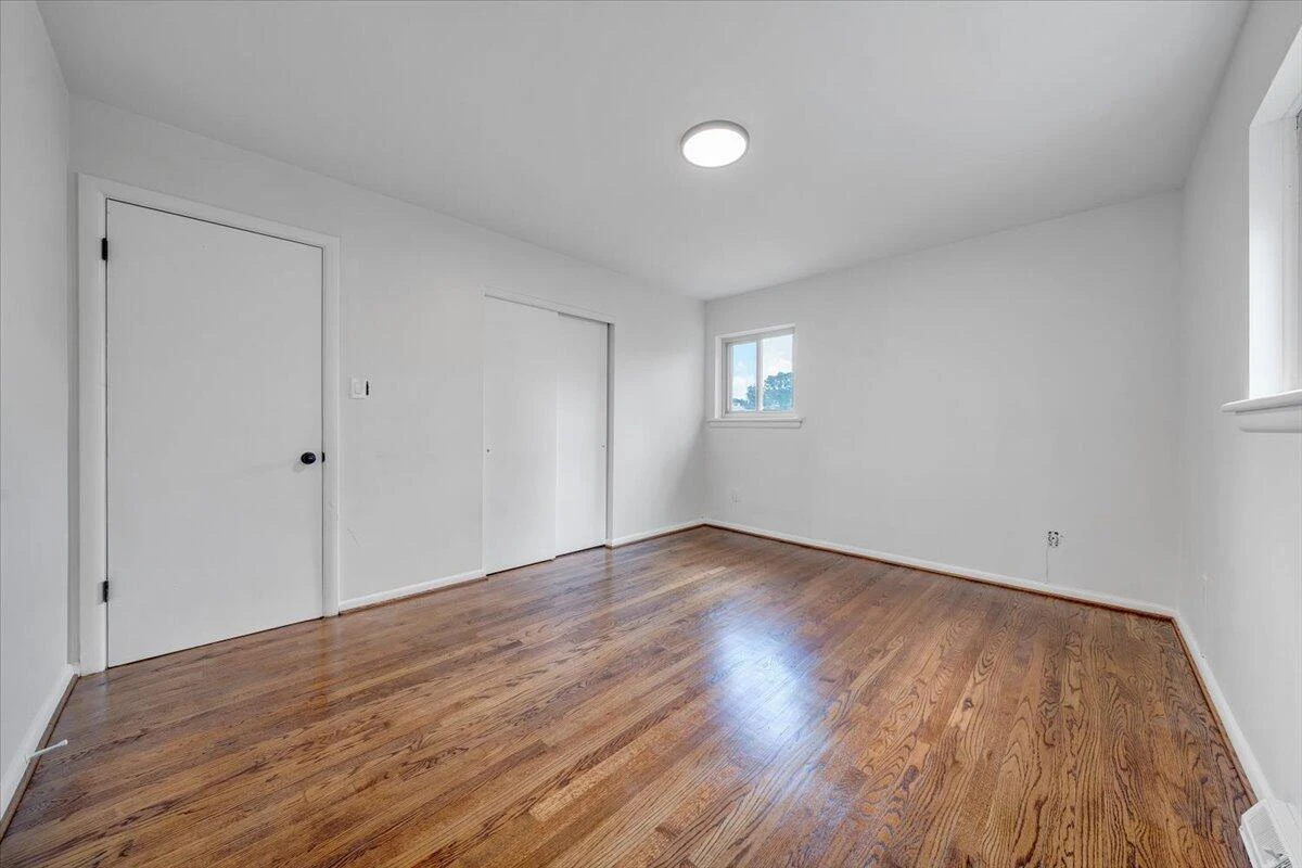 3820 Green Spring AVE - Photo 14