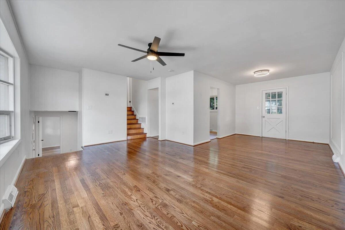 3820 Green Spring AVE - Photo 2