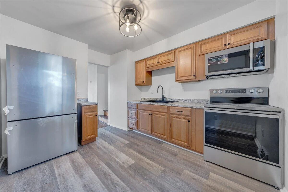 3820 Green Spring AVE - Photo 8