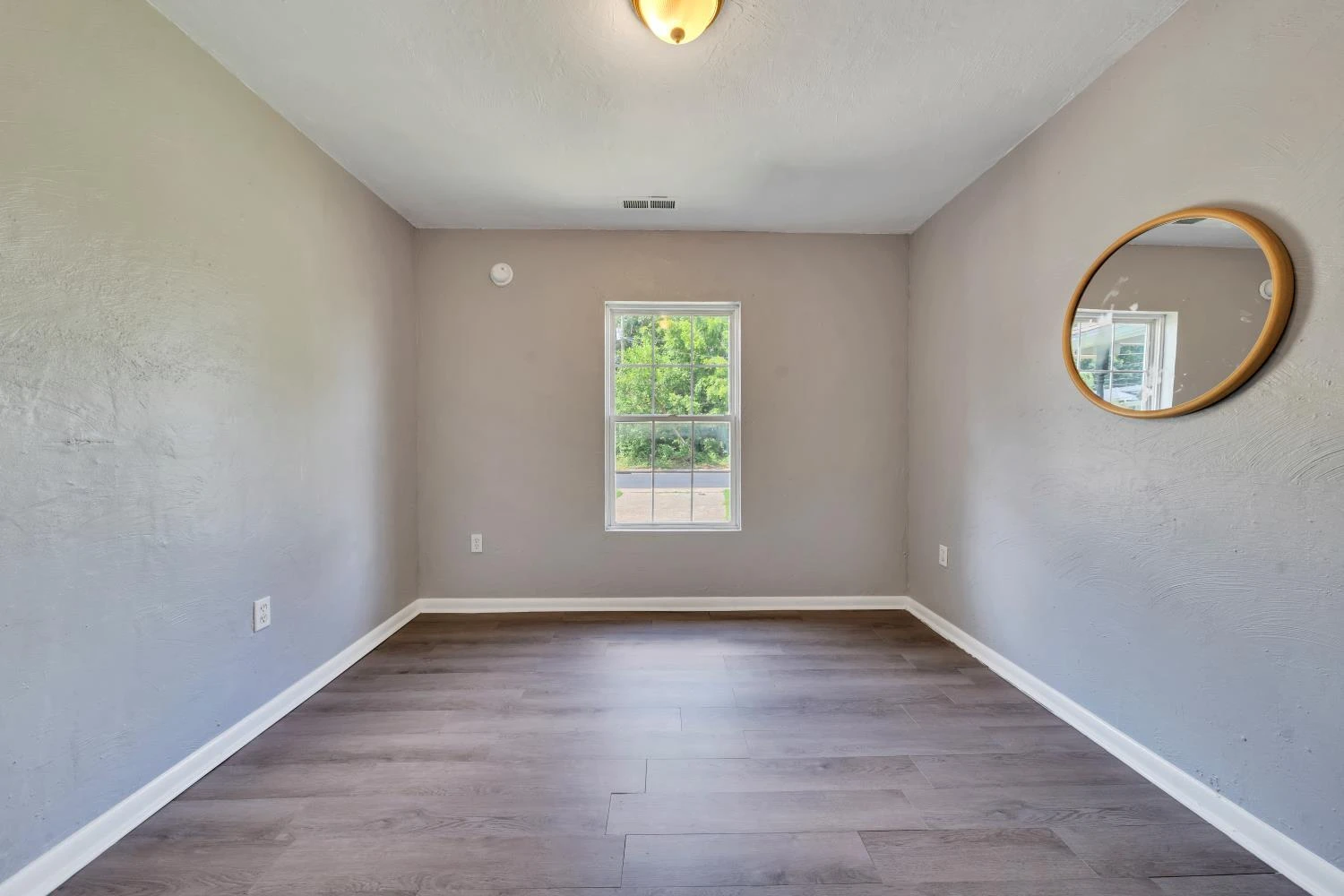 2116 Staunton AVE - Photo 10