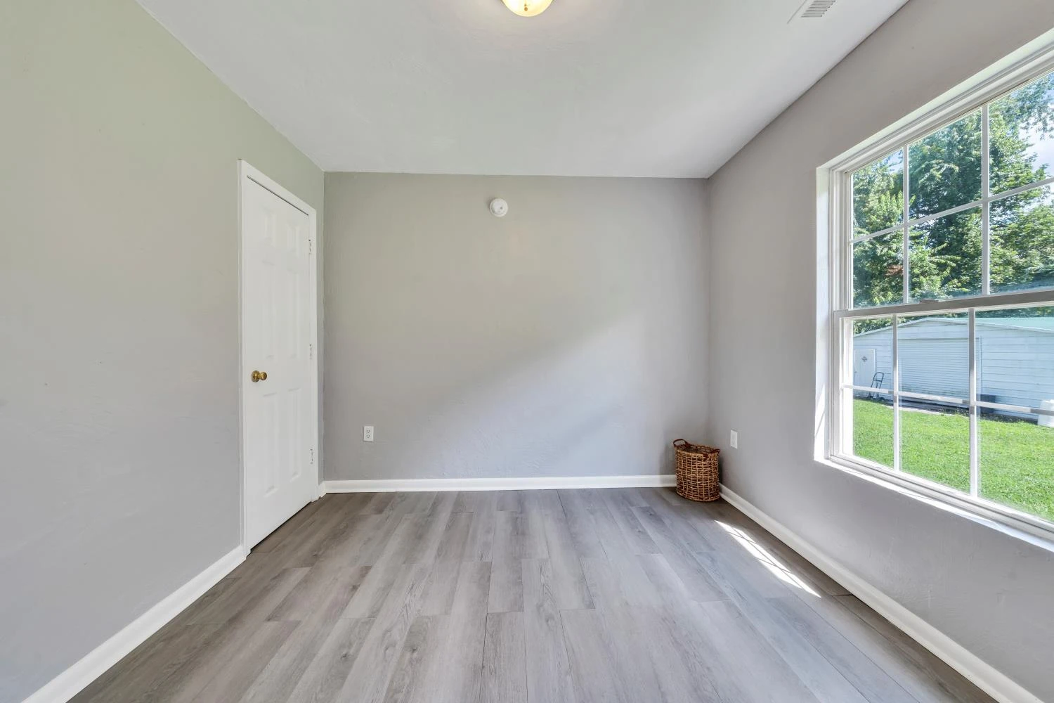 2116 Staunton AVE - Photo 13