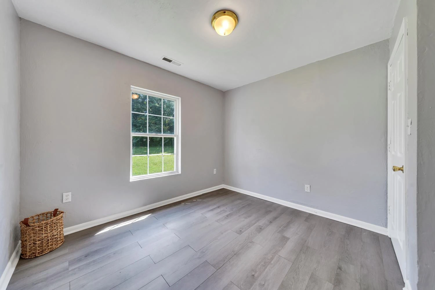 2116 Staunton AVE - Photo 14