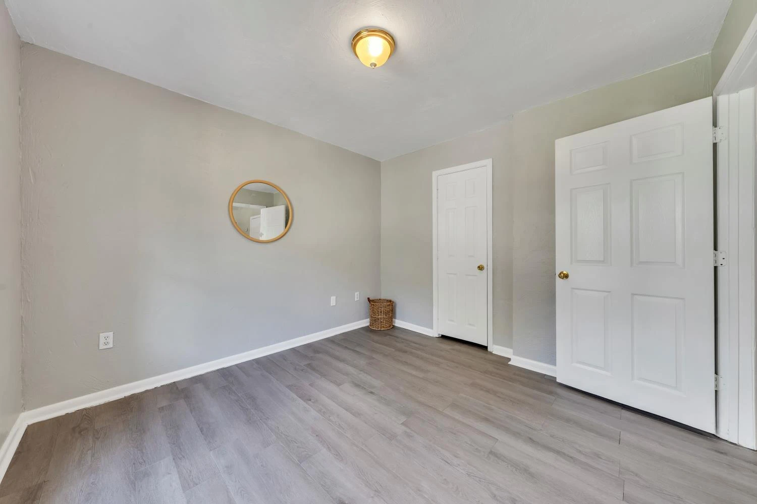 2116 Staunton AVE - Photo 7