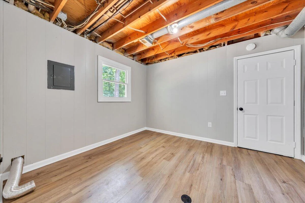 2640 Tulip LN - Photo 18