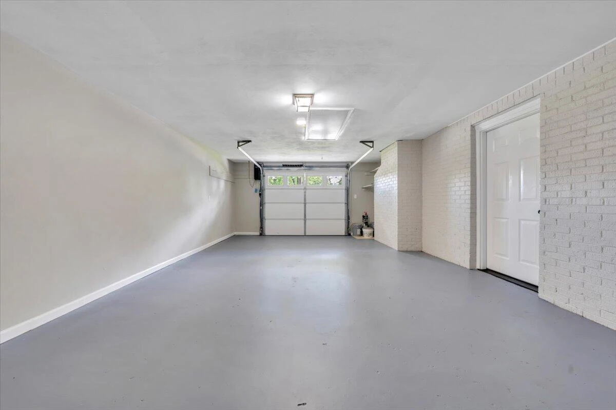 2640 Tulip LN - Photo 20