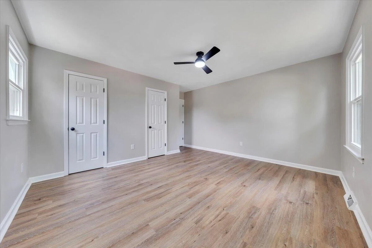 2640 Tulip LN - Photo 22