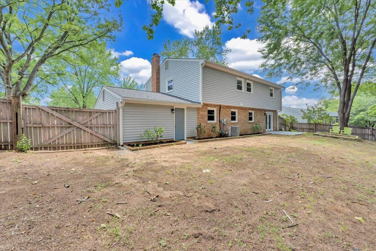 2640 Tulip LN - Photo 33