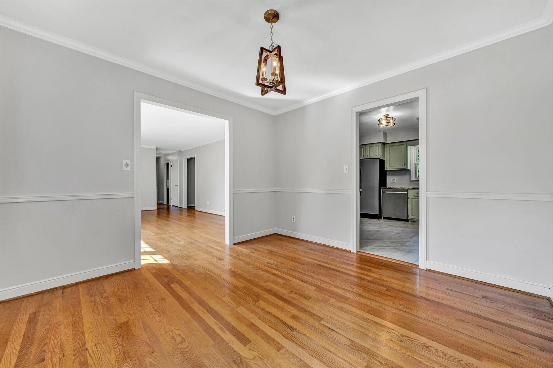 4212 Woodridge DR - Photo 12