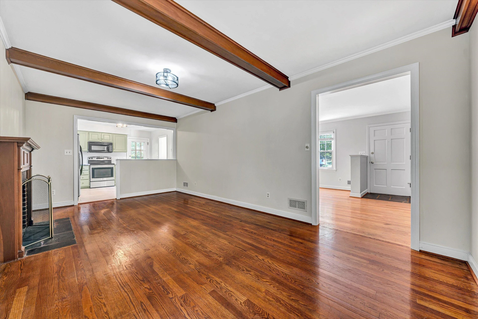 4212 Woodridge DR - Photo 18