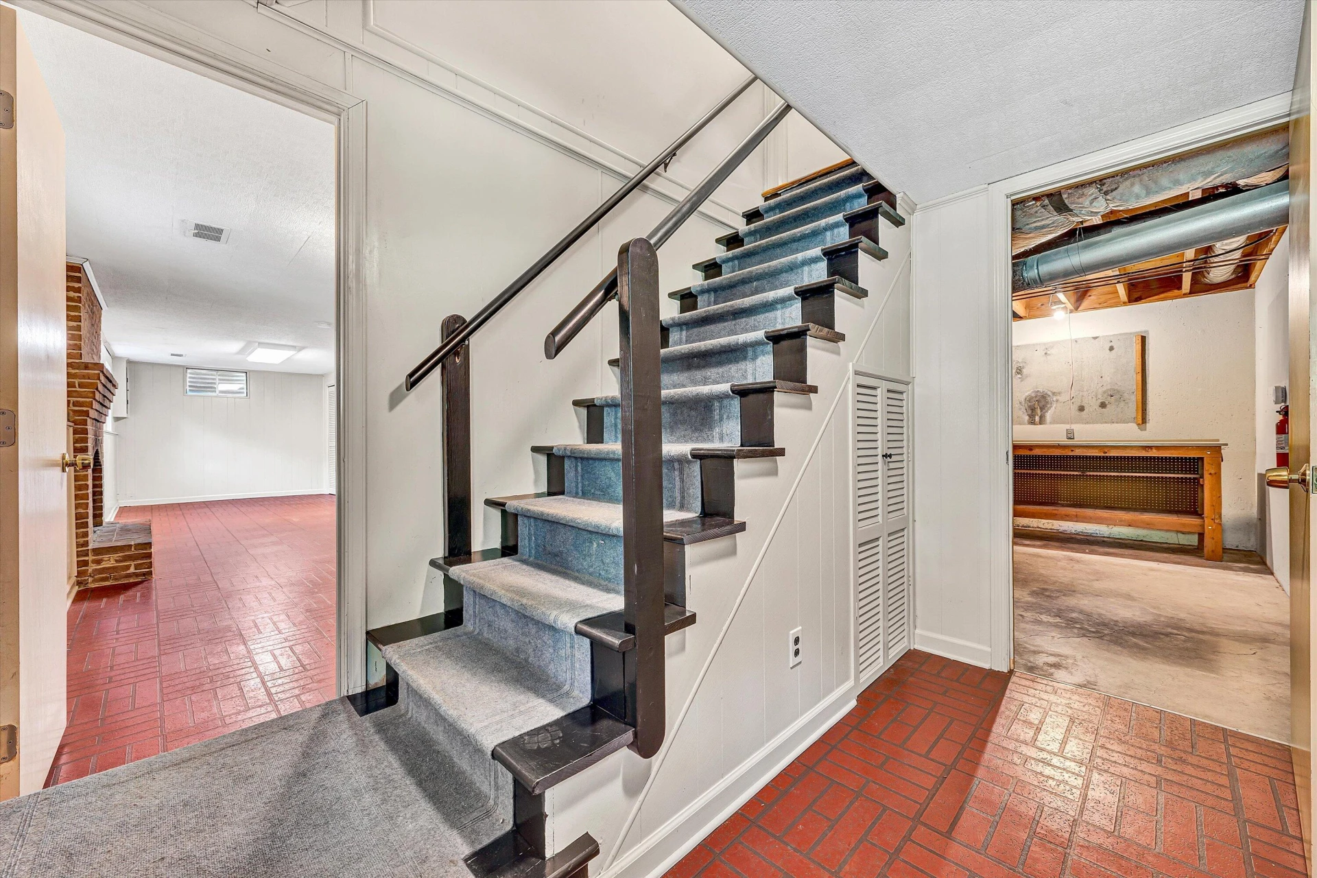 4212 Woodridge DR - Photo 32