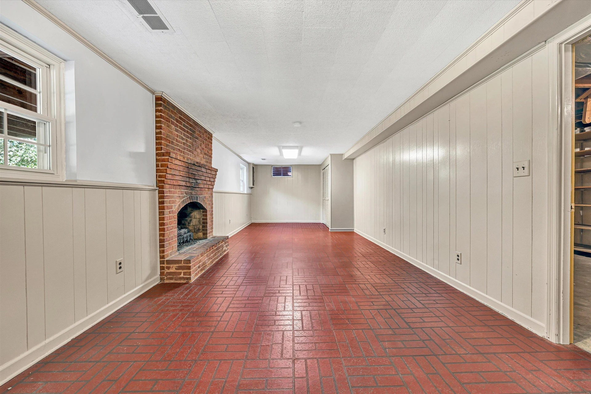 4212 Woodridge DR - Photo 33