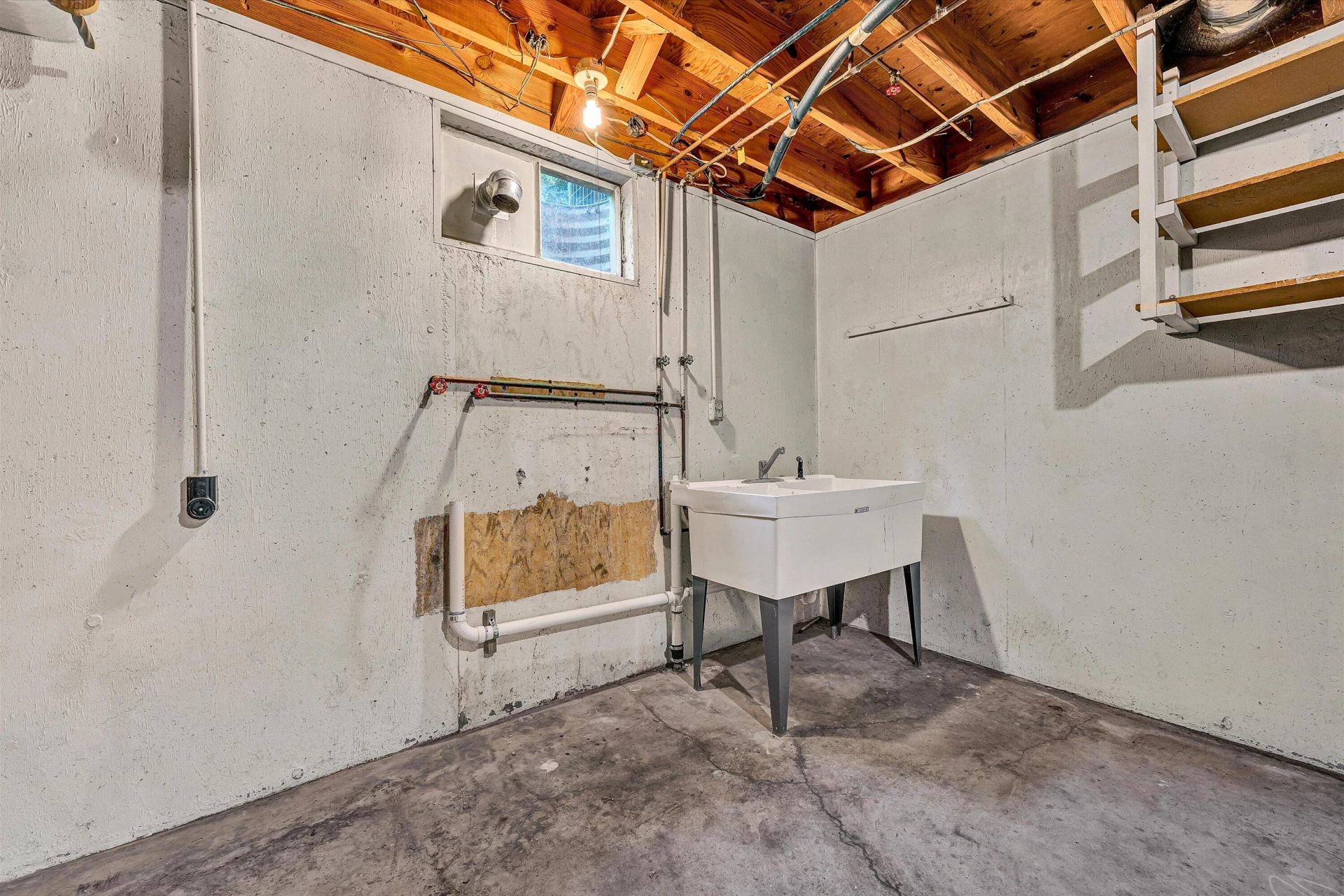 4212 Woodridge DR - Photo 38