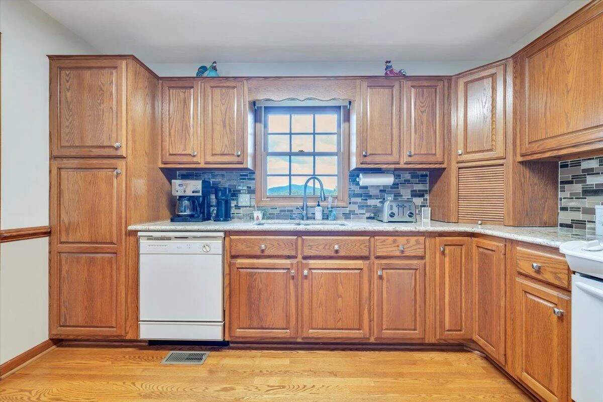 871 Texas Hollow RD - Photo 10