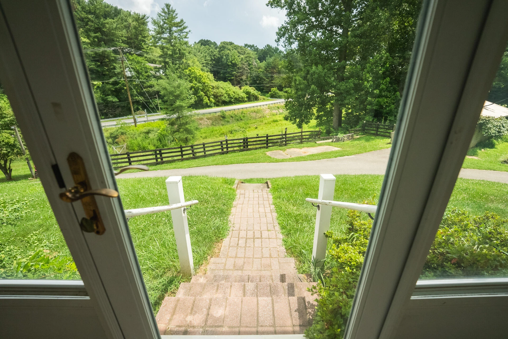 4752 Webbs Mill RD - Photo 11