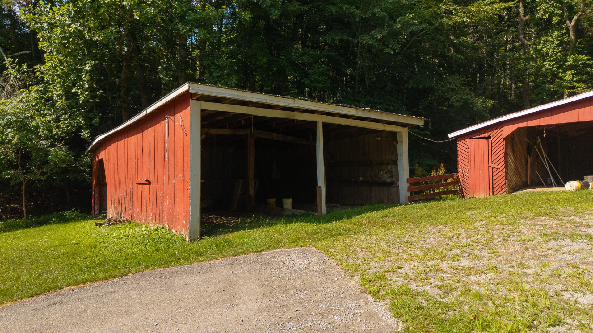 4752 Webbs Mill RD - Photo 34