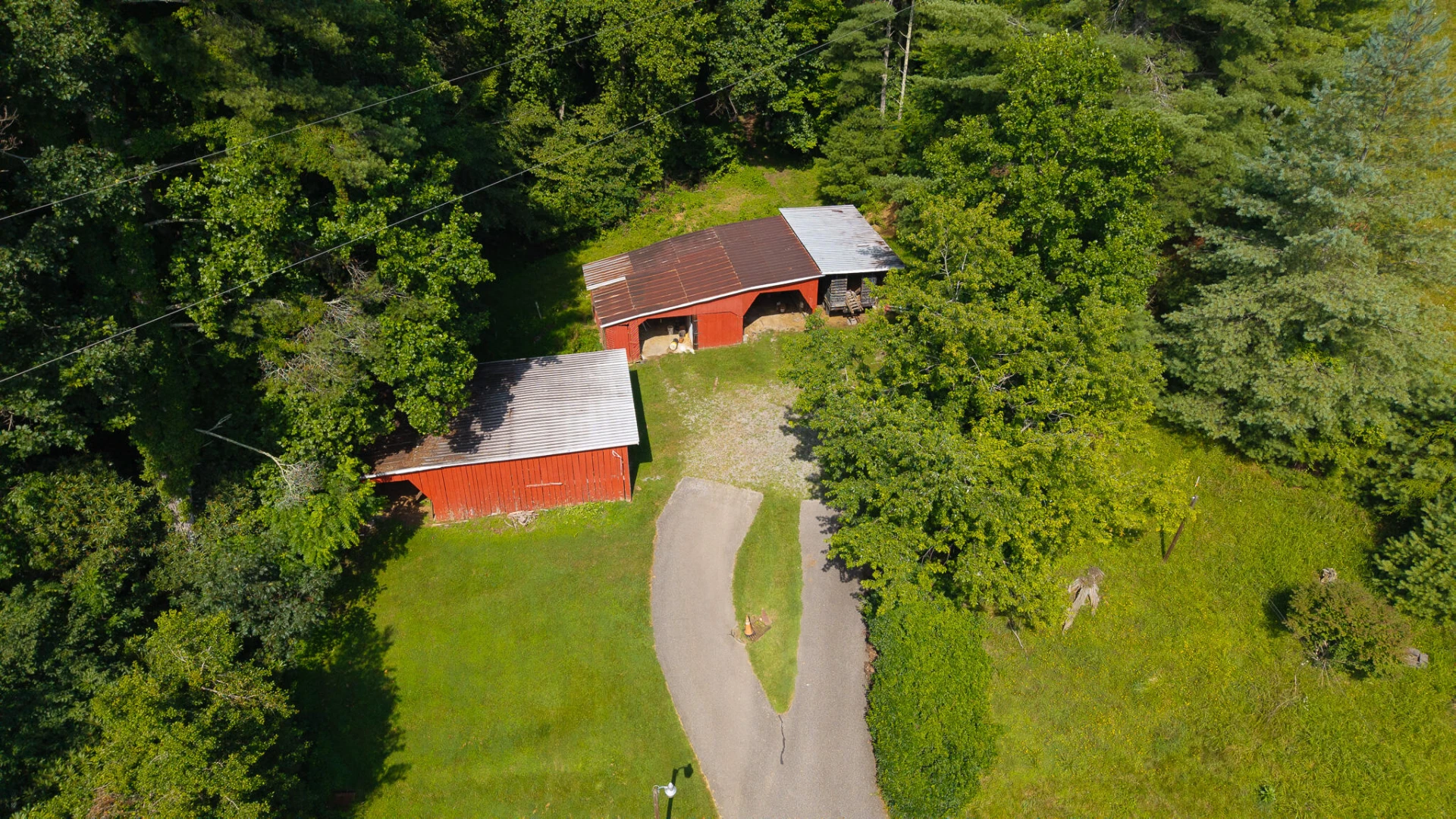 4752 Webbs Mill RD - Photo 50