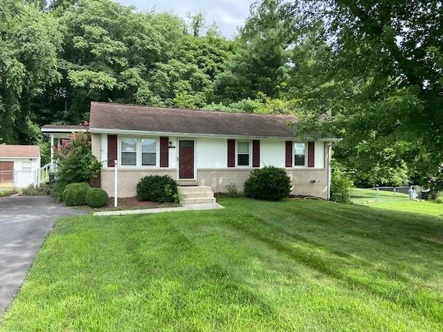 158 Hillview DR