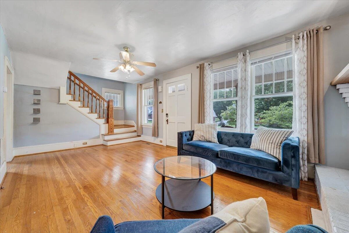 177 Huntington BLVD - Photo 2