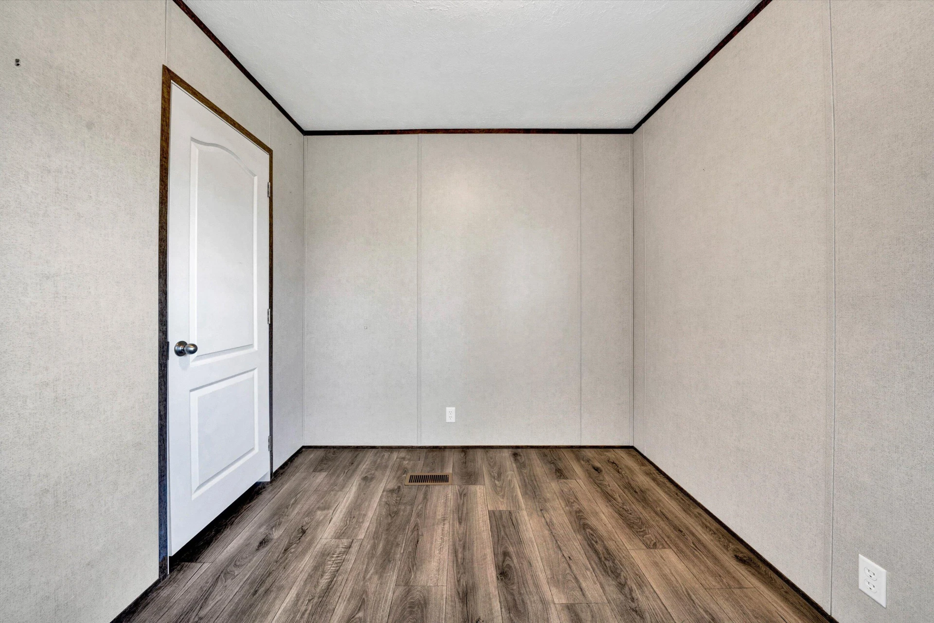 2131 Angle Plantation RD - Photo 29