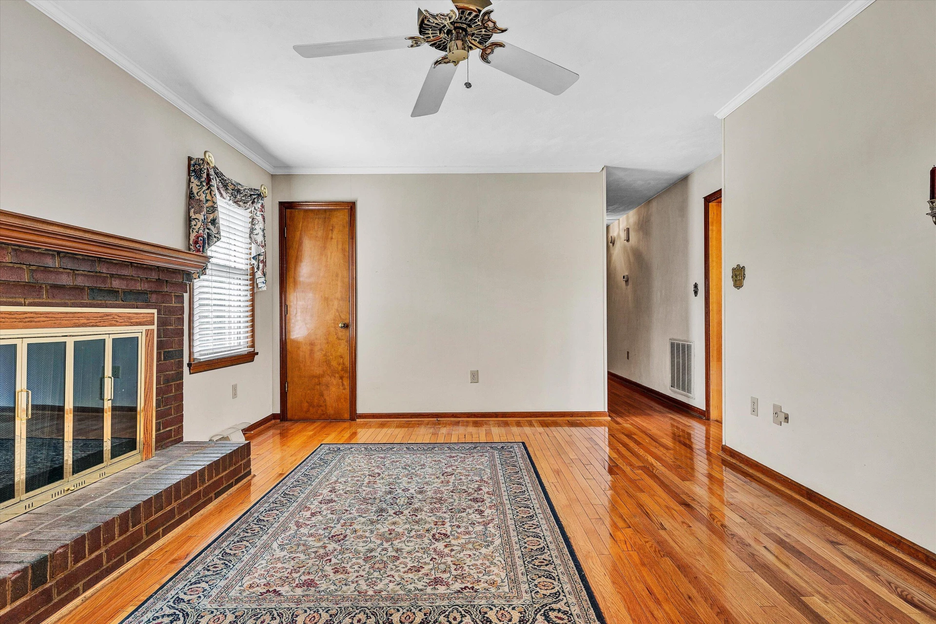 2200 Gloria DR - Photo 12