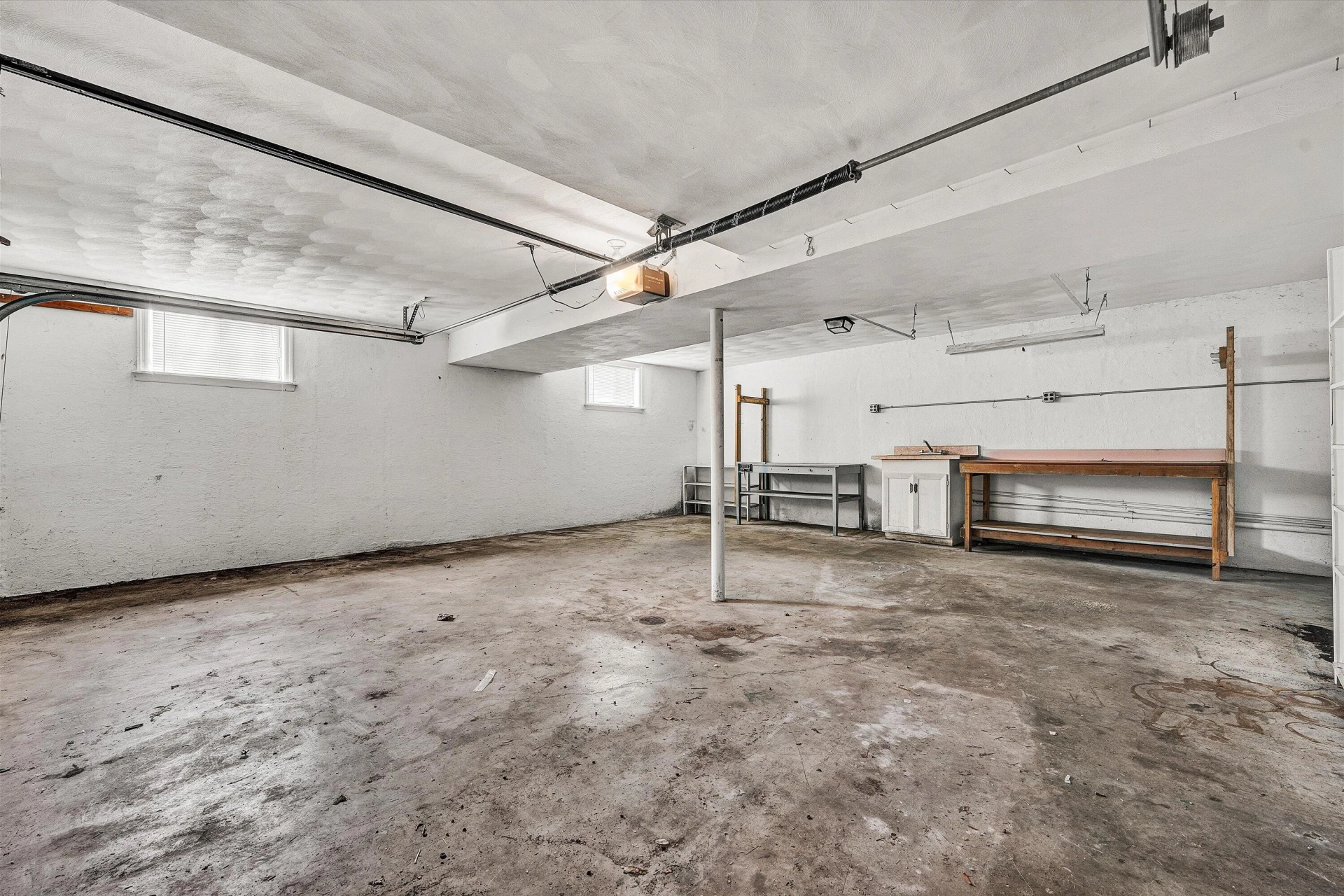 2200 Gloria DR - Photo 25