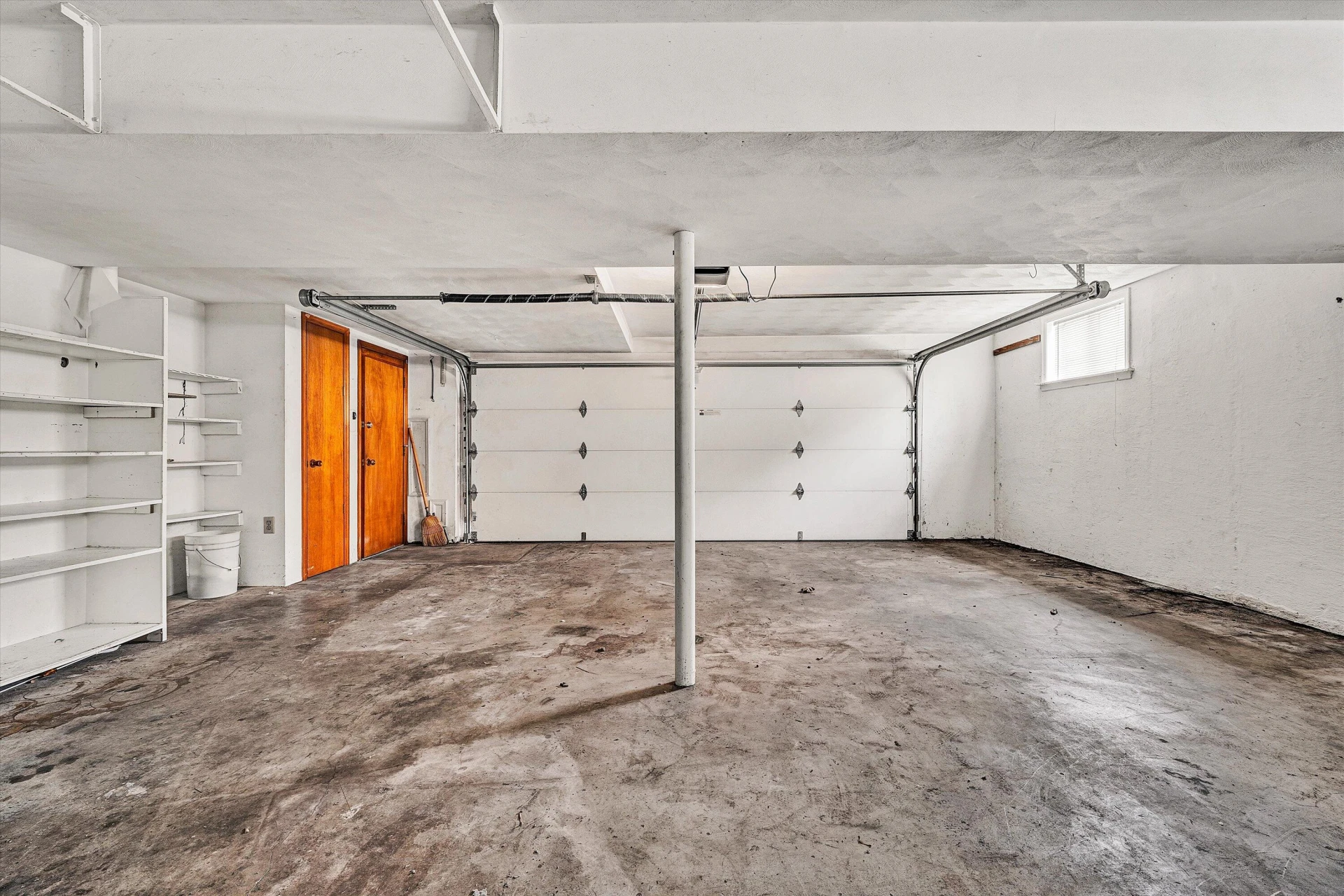 2200 Gloria DR - Photo 26