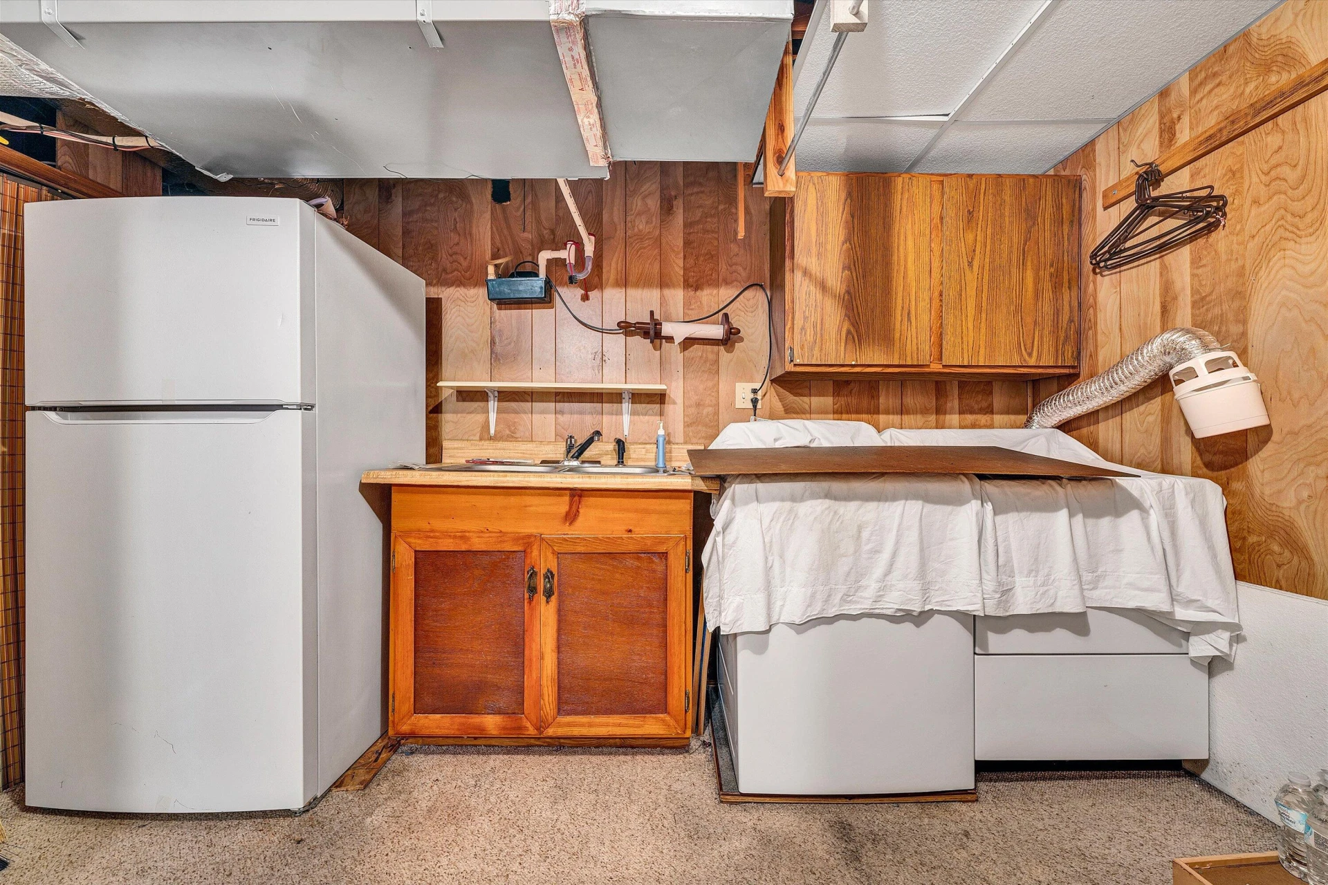 2200 Gloria DR - Photo 33