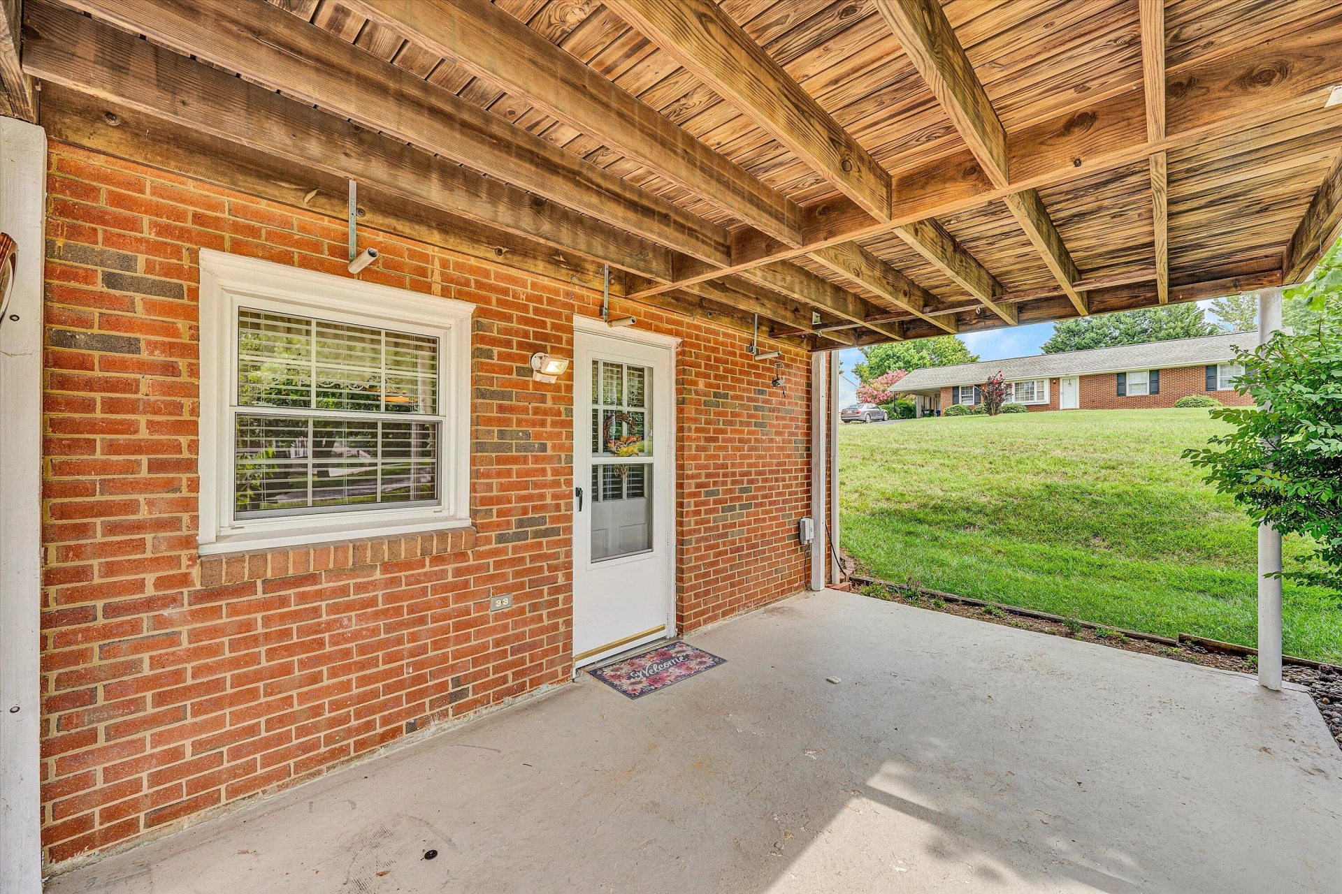 2200 Gloria DR - Photo 37