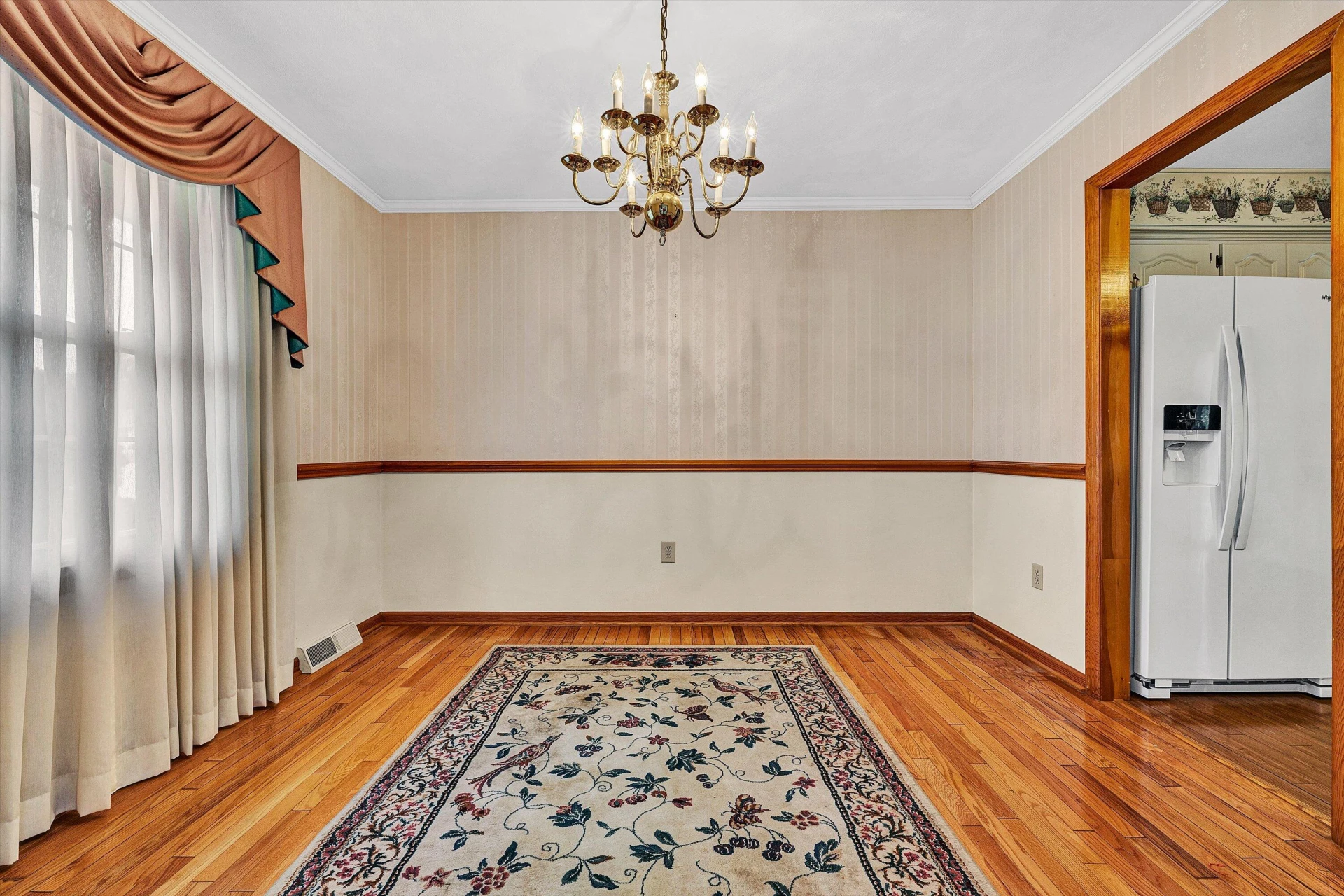 2200 Gloria DR - Photo 8