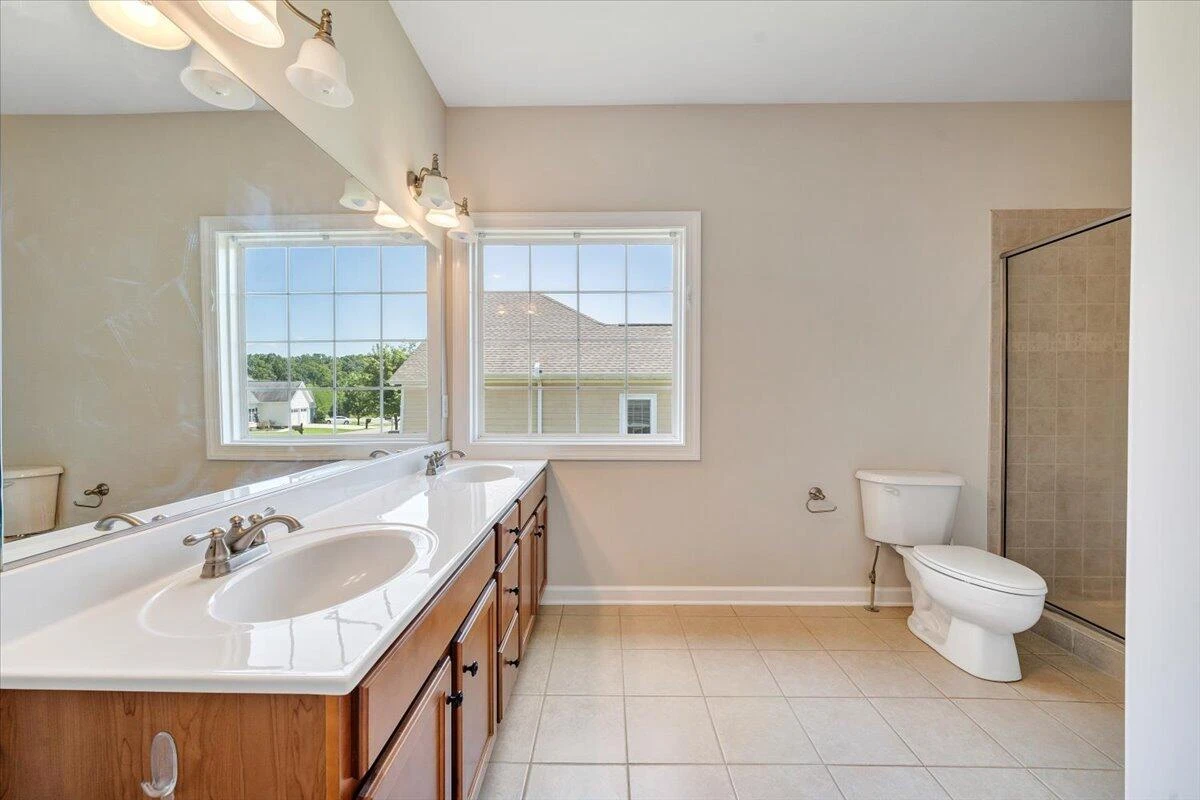 1077 Barrow Hills DR - Photo 41