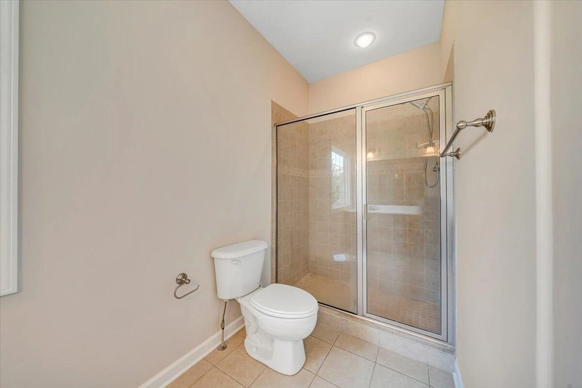 1077 Barrow Hills DR - Photo 42